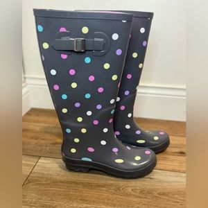 Women’s 6 NWOT Rain Boots